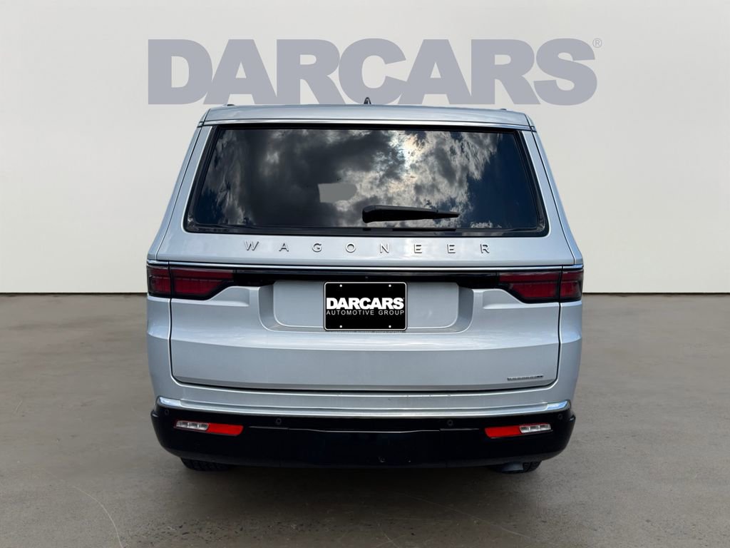 Used 2024 Jeep Wagoneer Series III AWD/4WD image 6