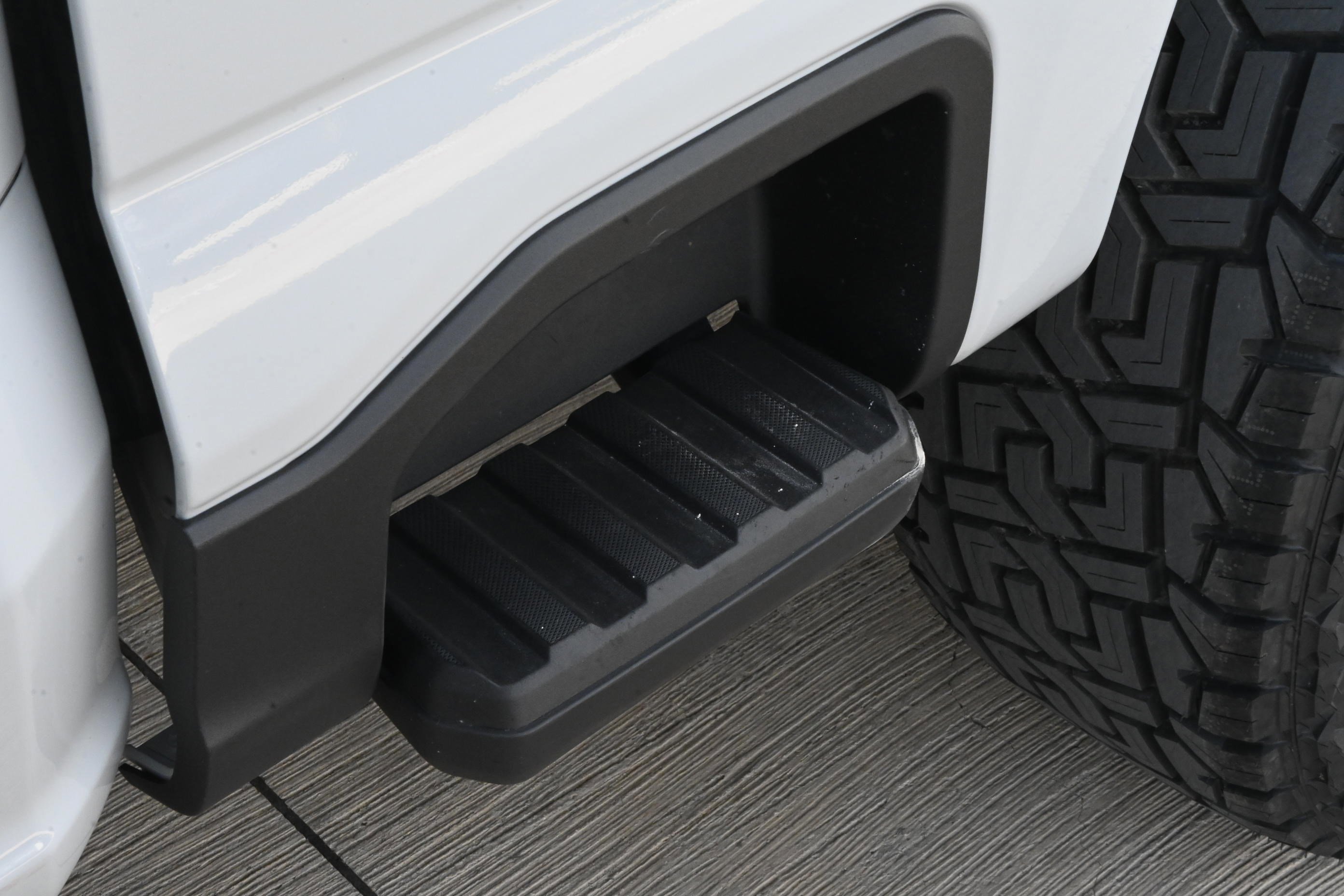 Used 2025 Ford F250 Platinum image 44