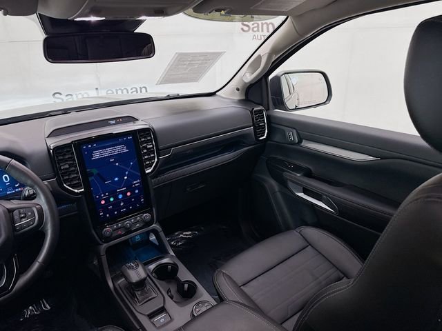 Used 2024 Ford Ranger Lariat w/ Trailer Tow Package image 24