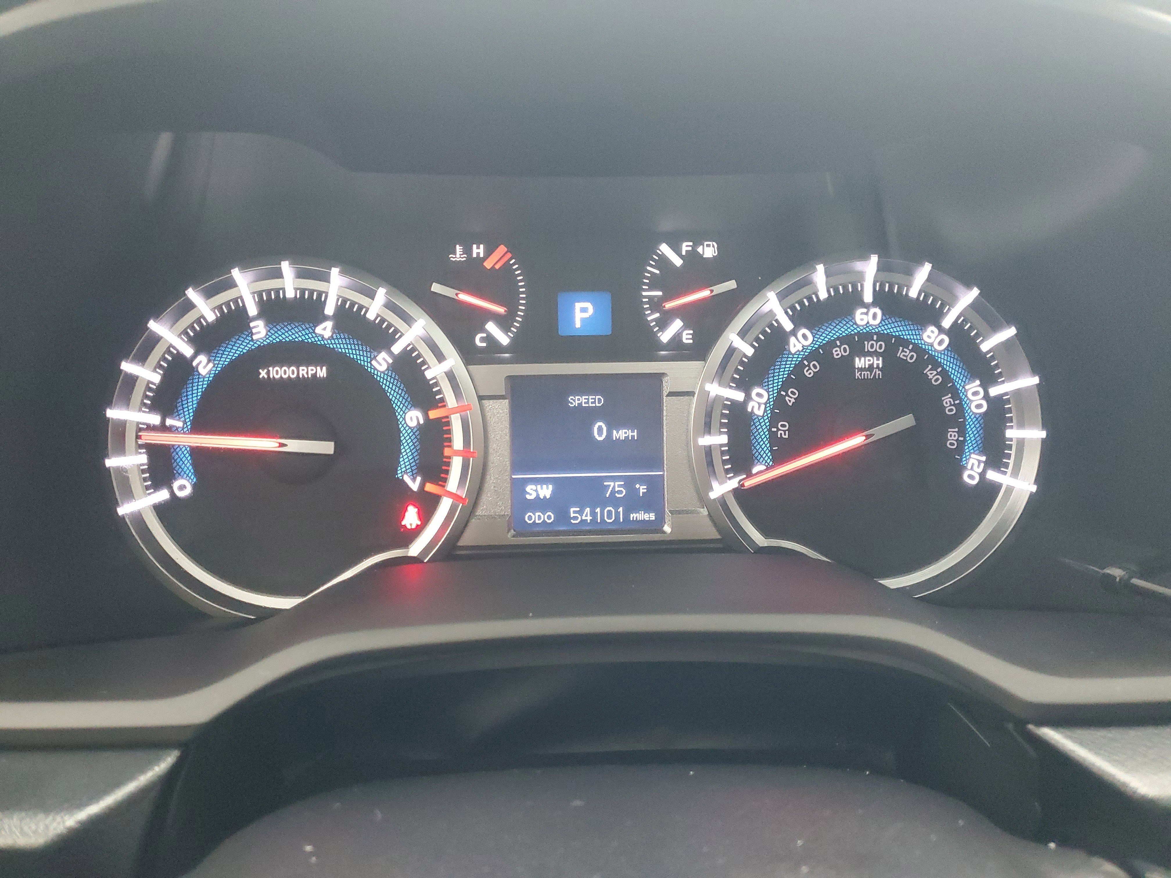 Used 2018 Toyota 4Runner 4WD image 23