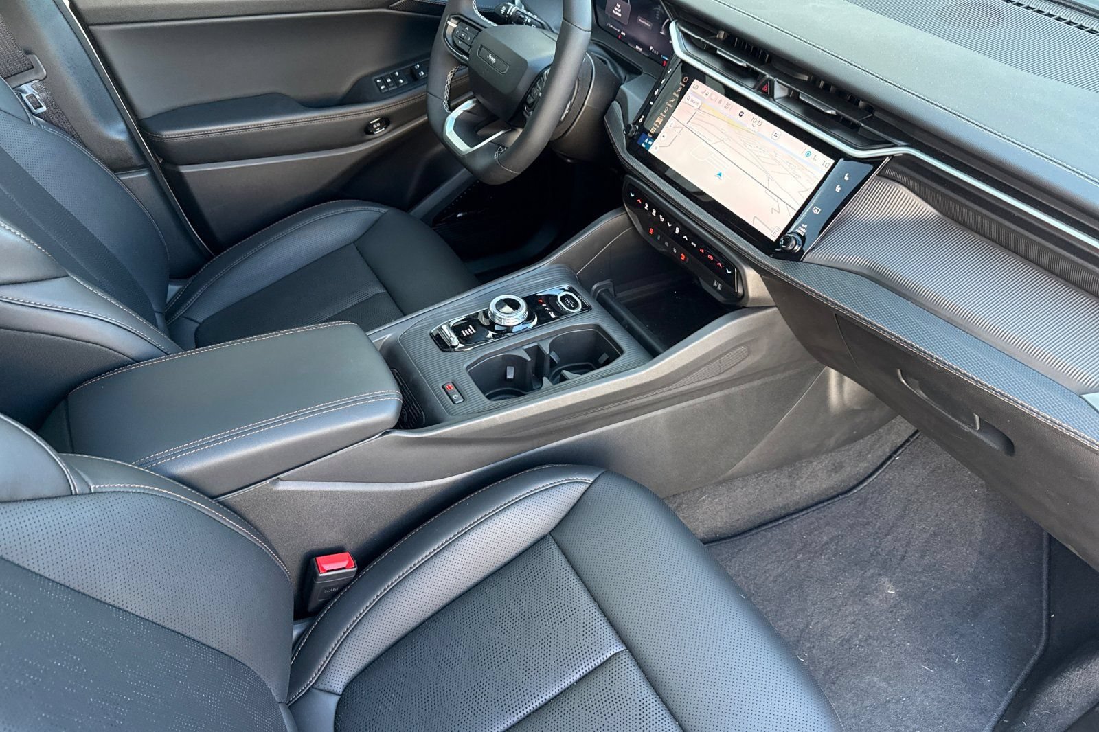 New 2026 Jeep Cherokee Overland w/ Advanced Pro Tech Group AWD/4WD image 15
