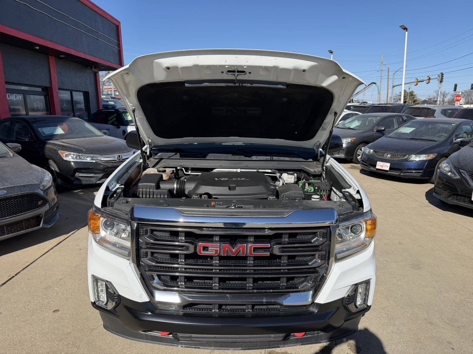 Used 2021 GMC Canyon AT4 w/ Driver Alert Package image 7
