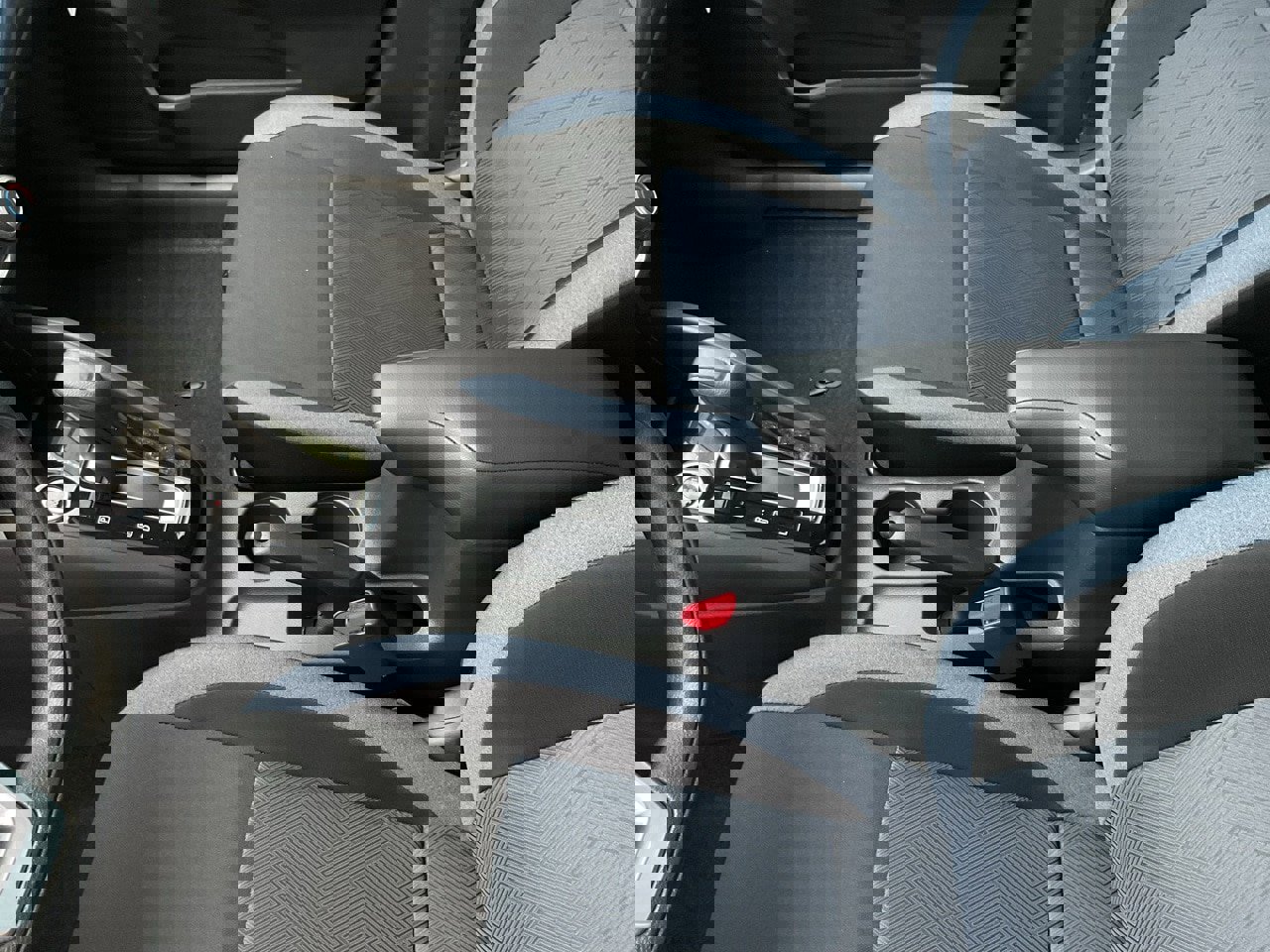 New 2025 Nissan Versa SV w/ Trunk Package image 30