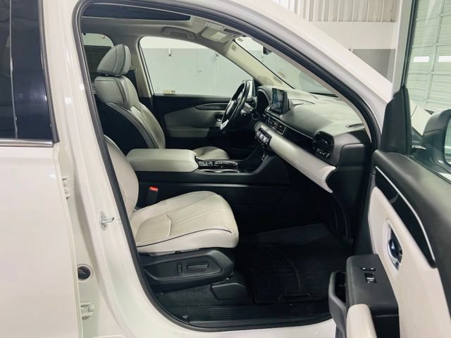 Used 2023 Honda Pilot Elite image 39