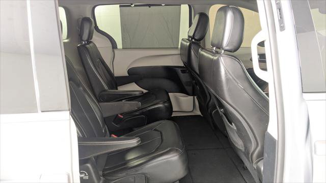 Used 2020 Chrysler Voyager Lxi image 19