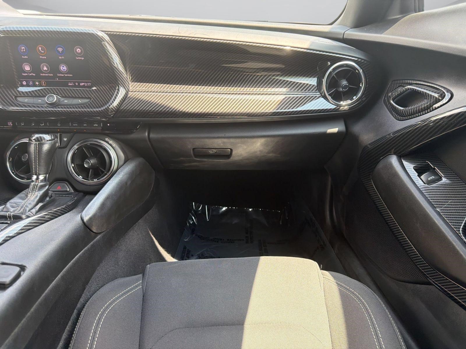 Used 2020 Chevrolet Camaro LT RWD image 29
