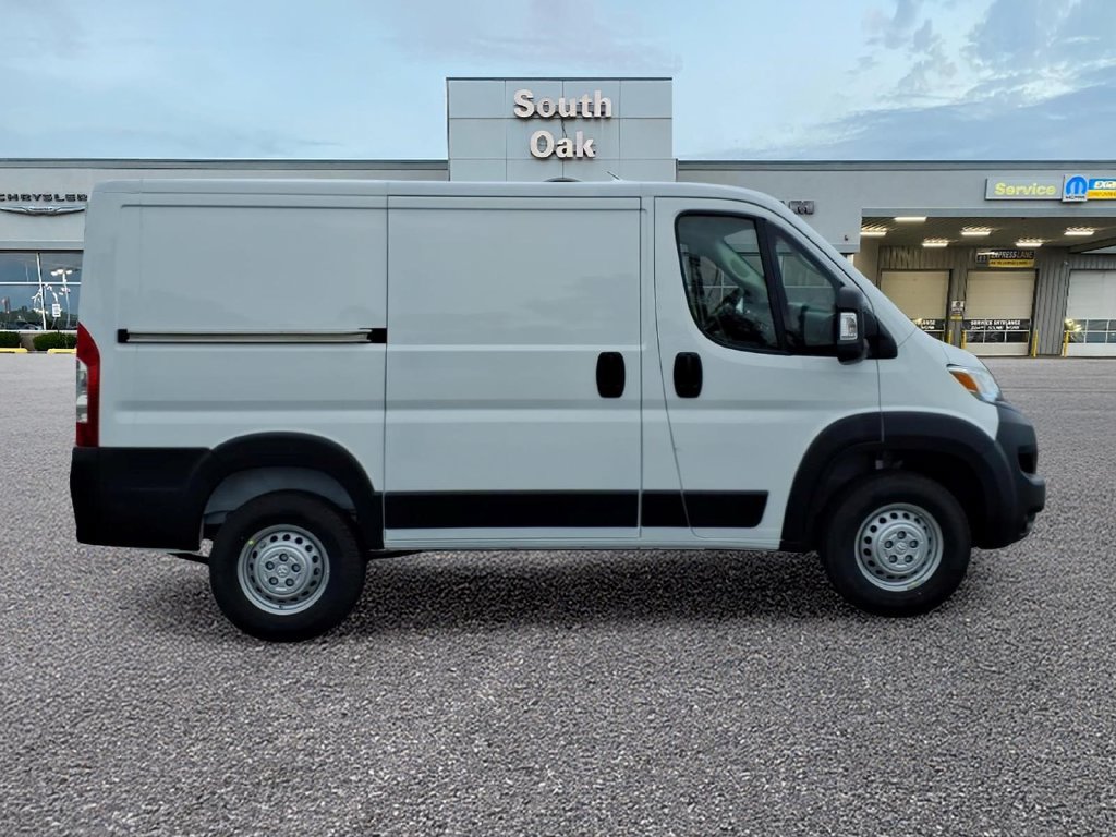 New 2027 RAM ProMaster 1500 w/ Convenience Group FWD image 2