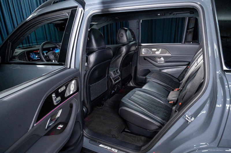 New 2026 Mercedes-Benz GLS 63 AMG 4MATIC image 30