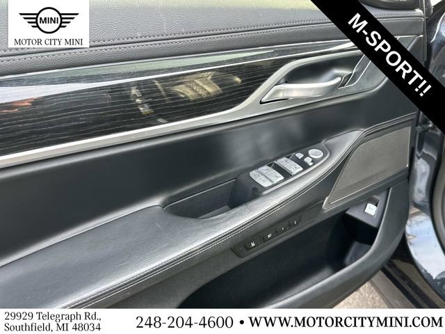 Used 2019 BMW 750i xDrive w/ M Sport Package image 19