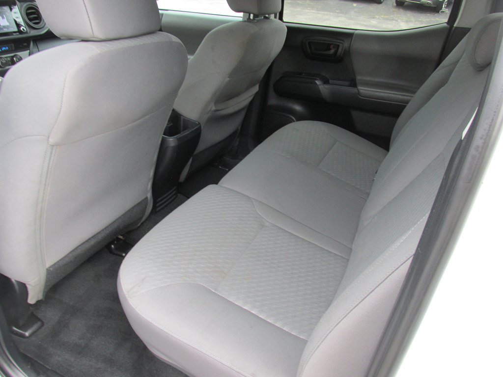 Used 2023 Toyota Tacoma SR AWD/4WD image 9