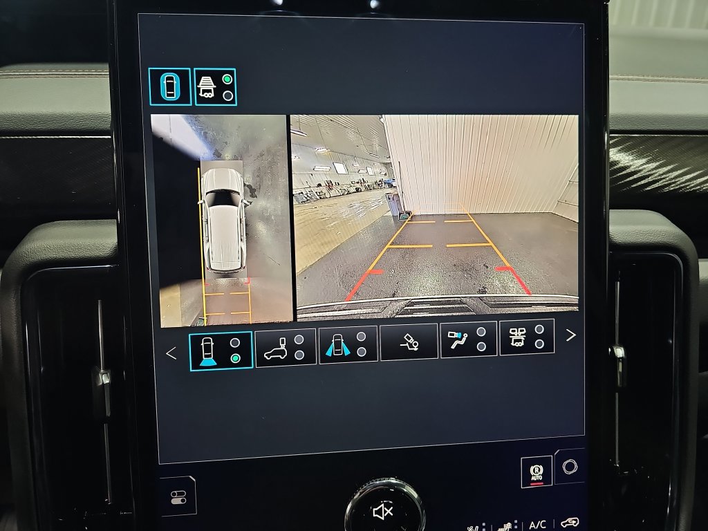 New 2026 GMC Yukon AT4 AWD/4WD image 27