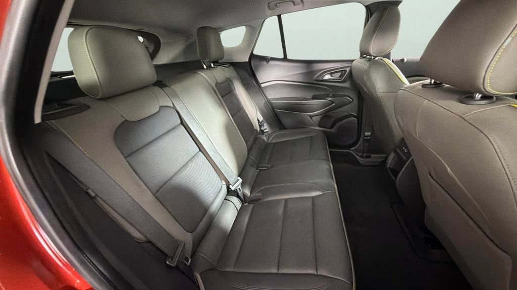 Certified 2024 Chevrolet Trax ACTIV w/ Sunroof Package FWD image 29