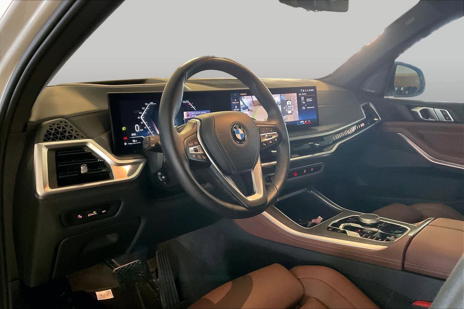 Certified 2024 BMW X5 xDrive40i w/ Premium Package AWD/4WD image 16
