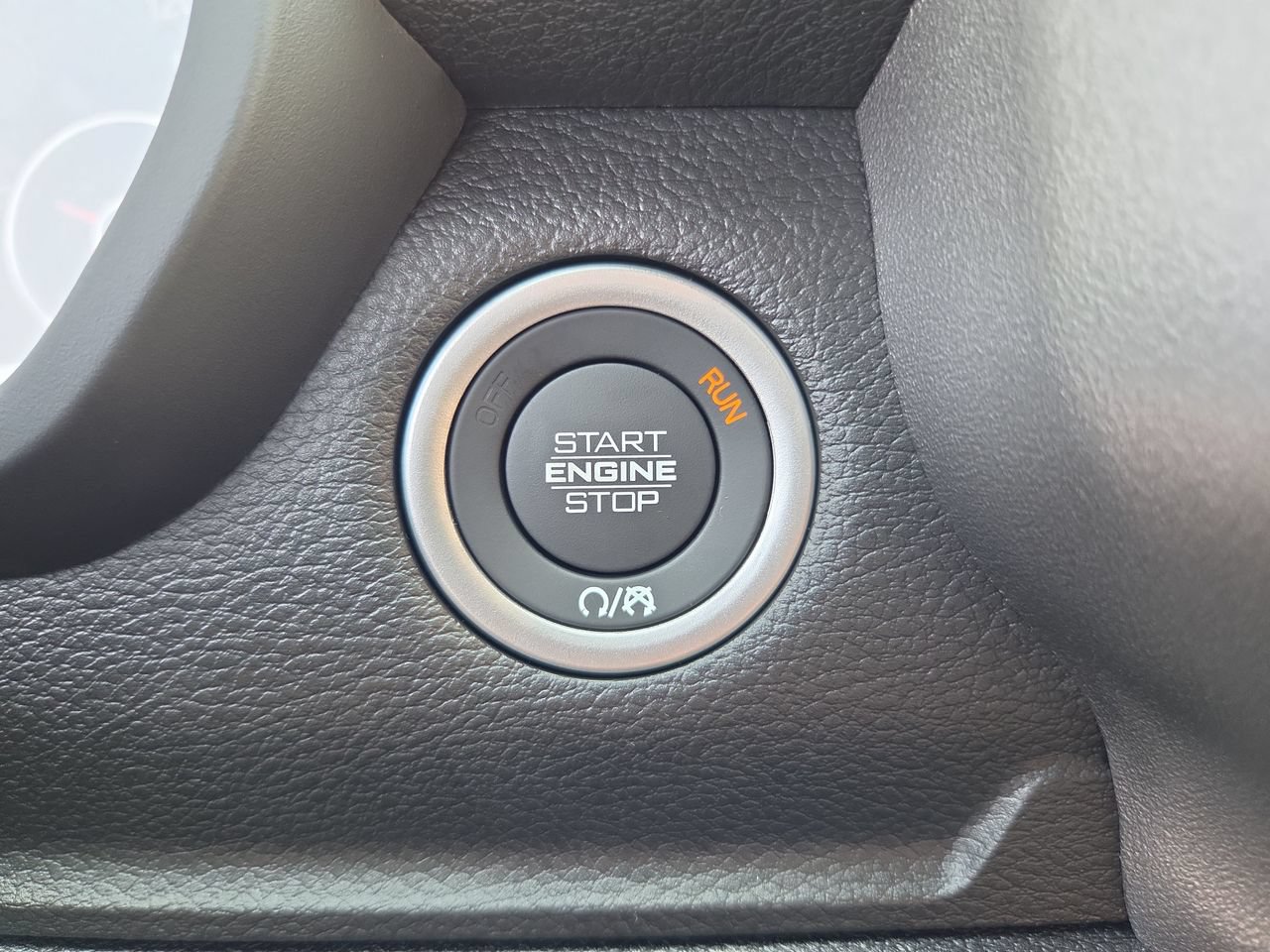 New 2026 RAM 1500 Express AWD/4WD image 27