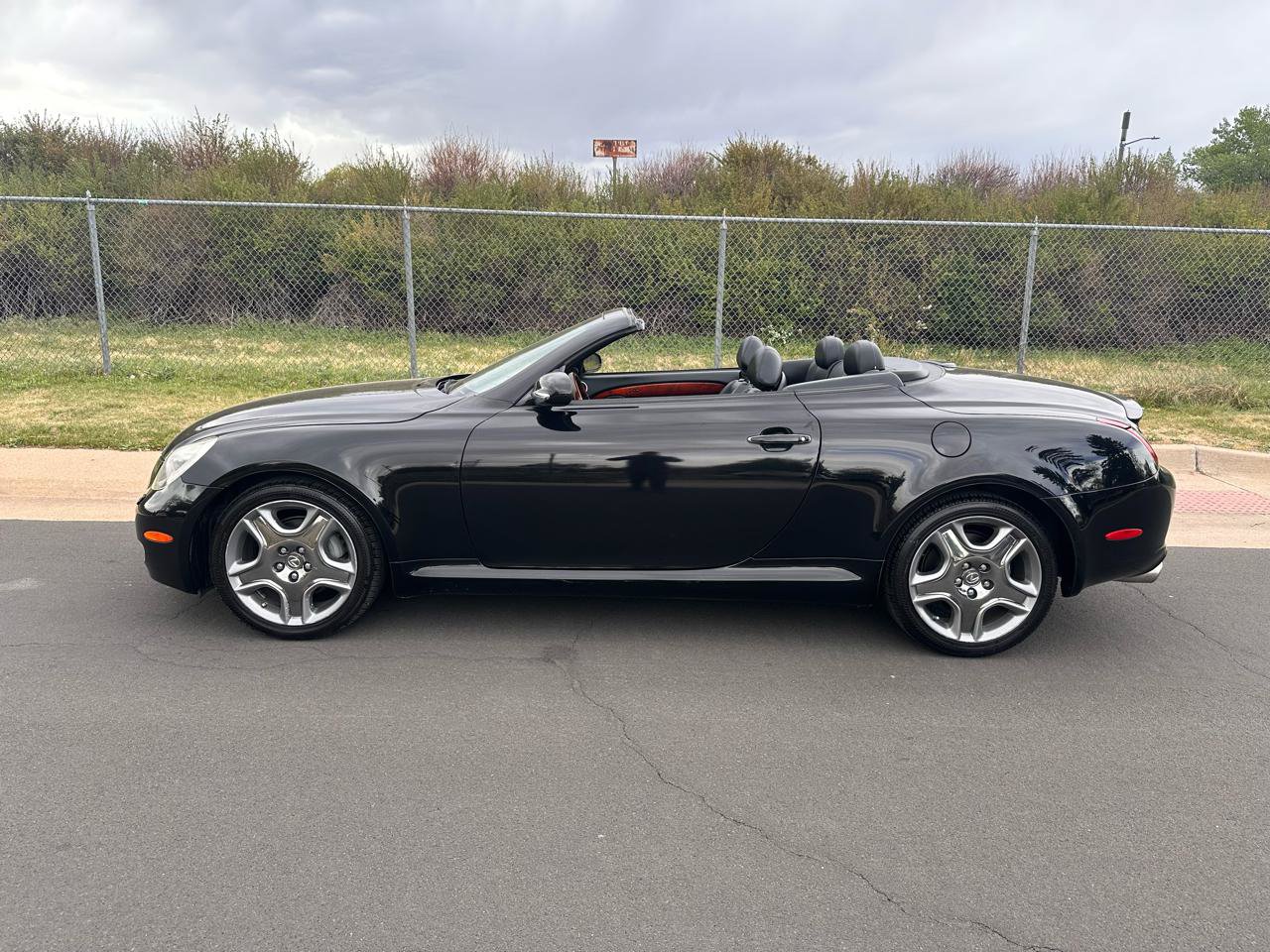 Used 2008 Lexus SC 430 Convertible RWD image 26