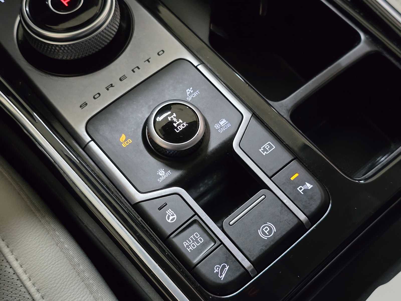 Used 2023 Kia Sorento SX Prestige image 35