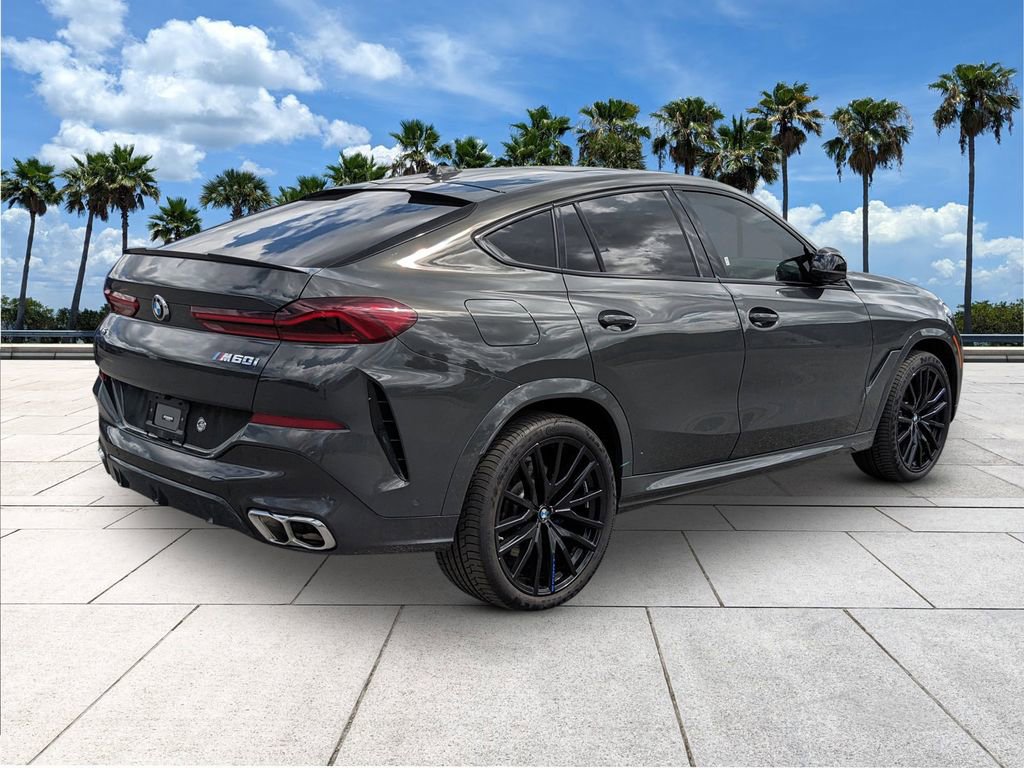 Used 2024 BMW X6 M60i image 9