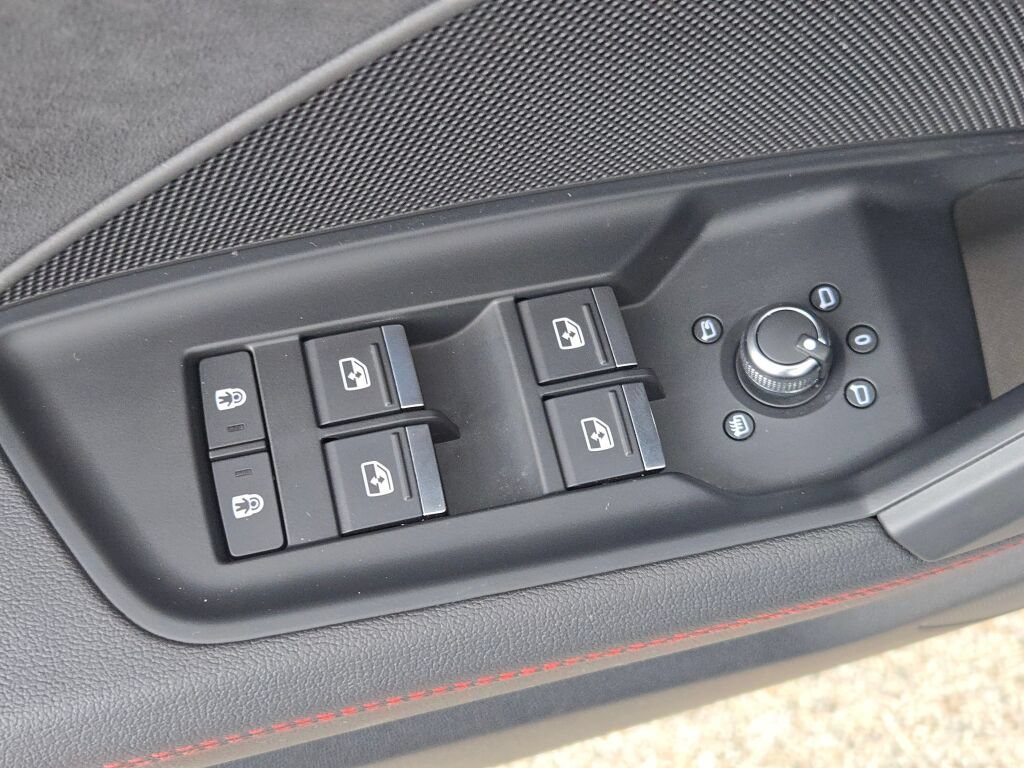 Used 2024 Audi RS 3 w/ Carbon Package AWD/4WD image 25