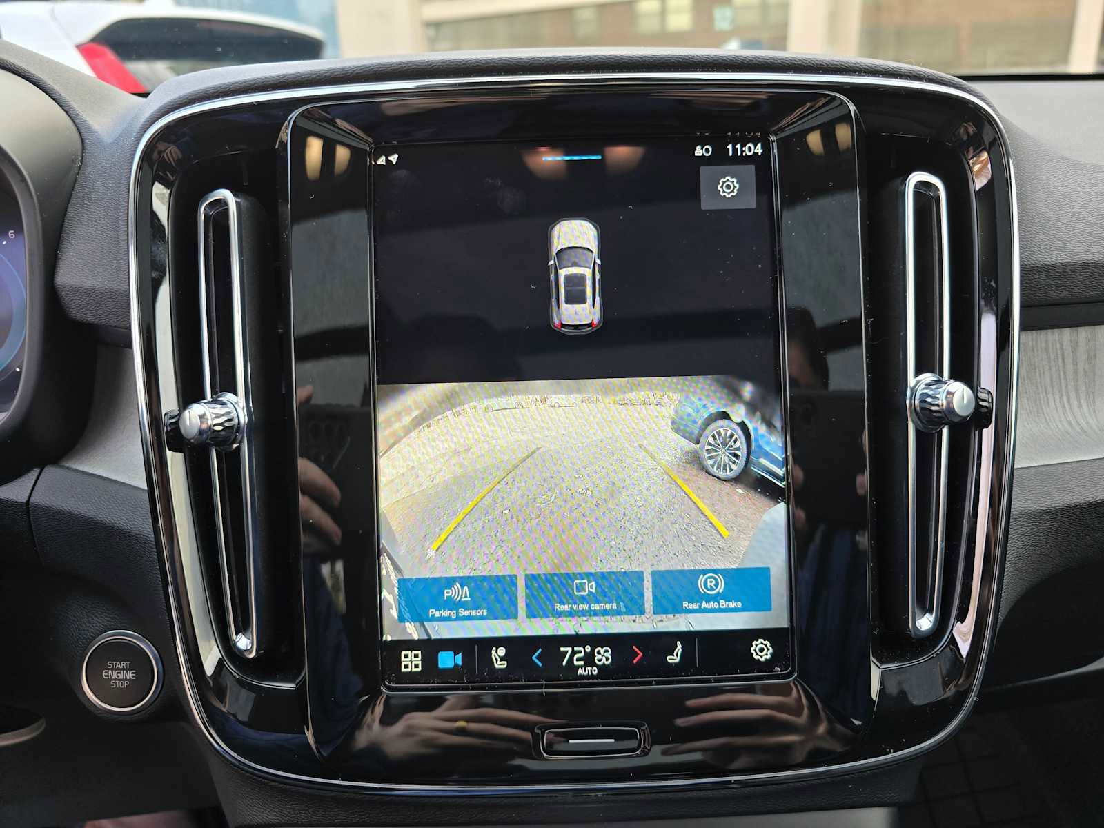 Used 2025 Volvo XC40 B5 Core w/ Protection Package Premier image 28