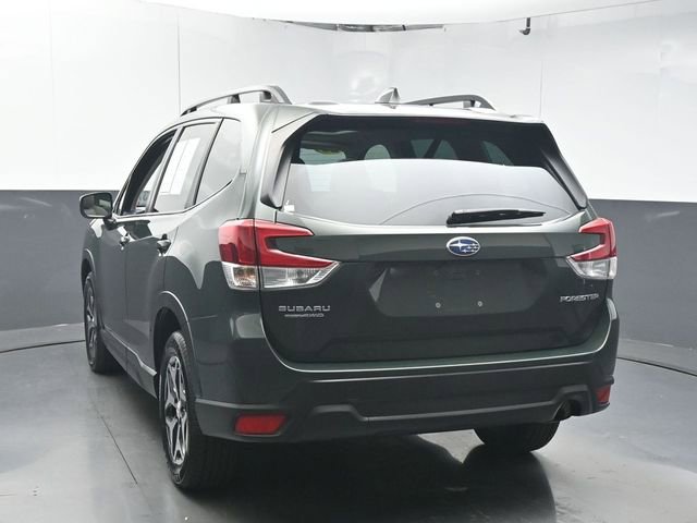 Used 2023 Subaru Forester Premium image 6