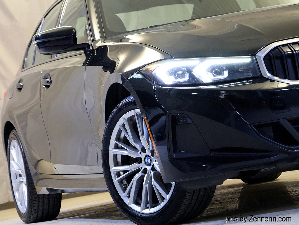 Certified 2023 BMW 330i xDrive Sedan w/ Driving Assistance Package image 4