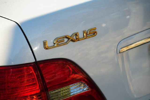 Used 2001 Lexus LS 430 RWD image 19
