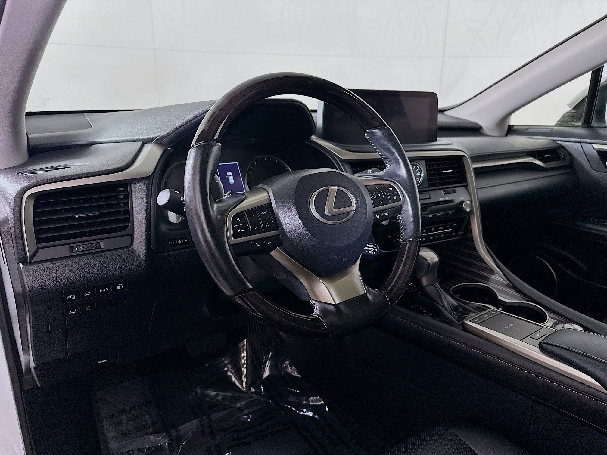 Used 2021 Lexus RX 450hL Luxury w/ Cold Area Package (CK) image 9