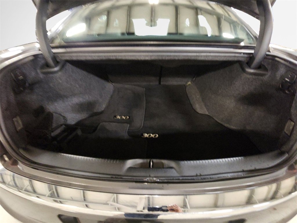 Used 2013 Chrysler 300 C image 25