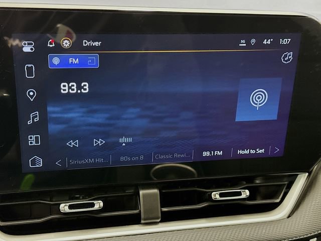 Used 2025 Chevrolet Equinox LT w/ Safety and Technology Package image 16