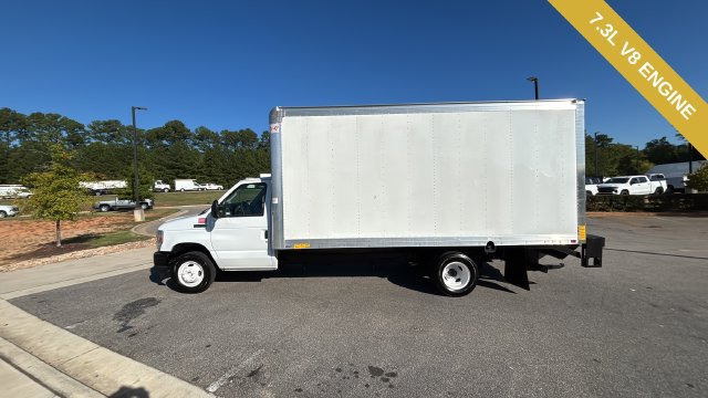 Used 2024 Ford E-350 and Econoline 350 Super Duty w/ Power Windows & Locks Group RWD image 3
