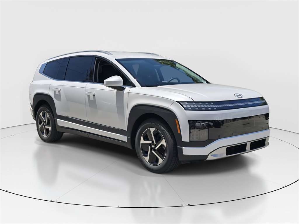 New 2026 Hyundai Ioniq 9 SE image 2