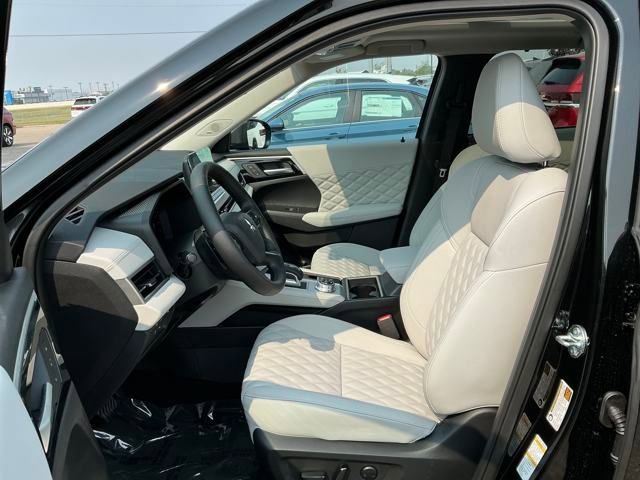 New 2025 Mitsubishi Outlander SEL image 13