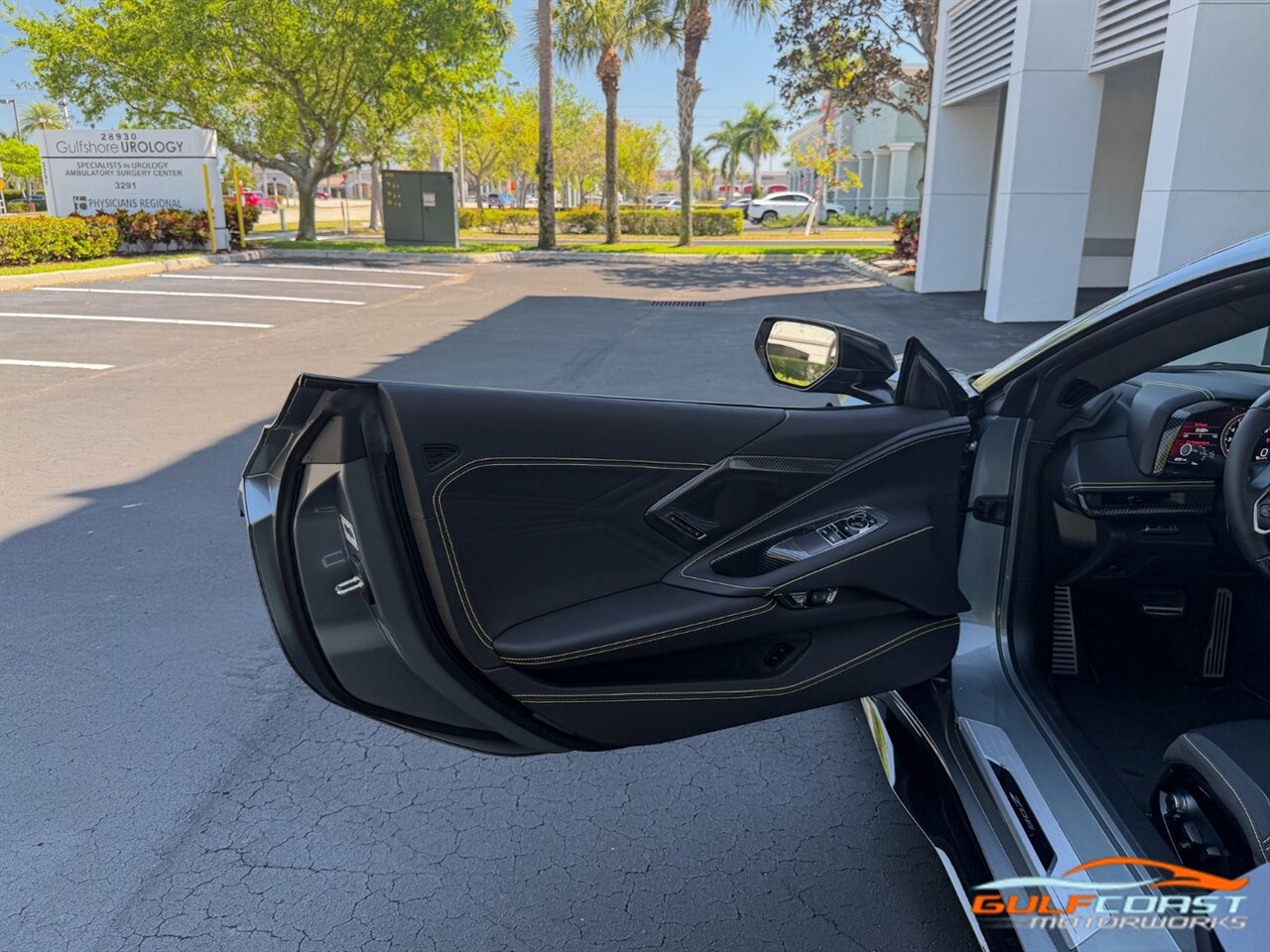 Used 2024 Chevrolet Corvette Z06 w/ Stealth Interior Trim Package RWD image 21