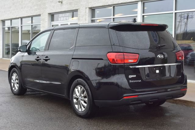 Used 2019 Kia Sedona LX image 7