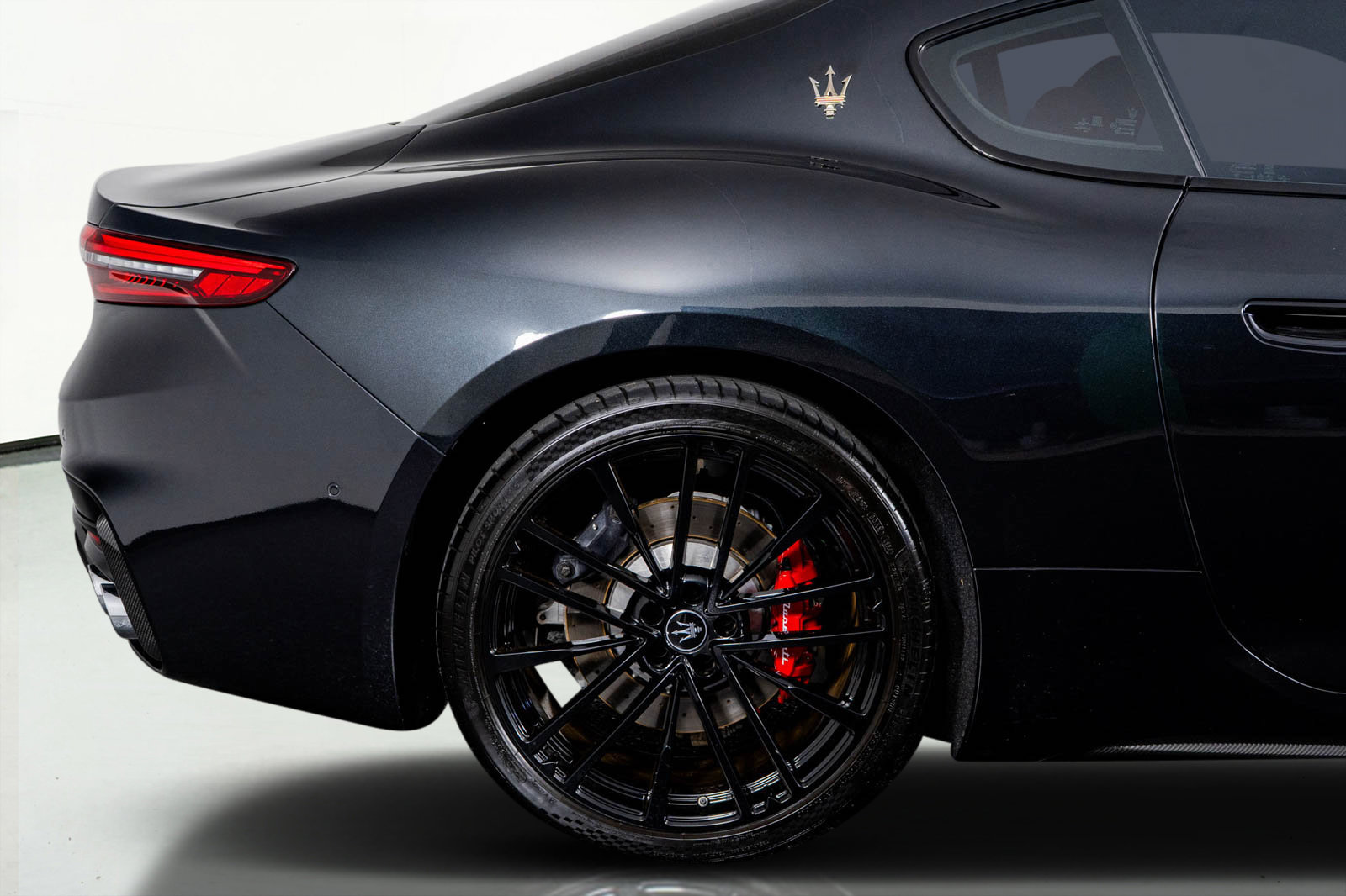Used 2024 Maserati GranTurismo Trofeo image 19