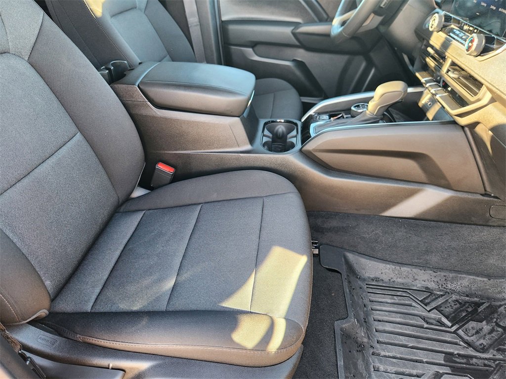 Used 2024 Chevrolet Colorado Trail Boss w/ Technology Package image 14