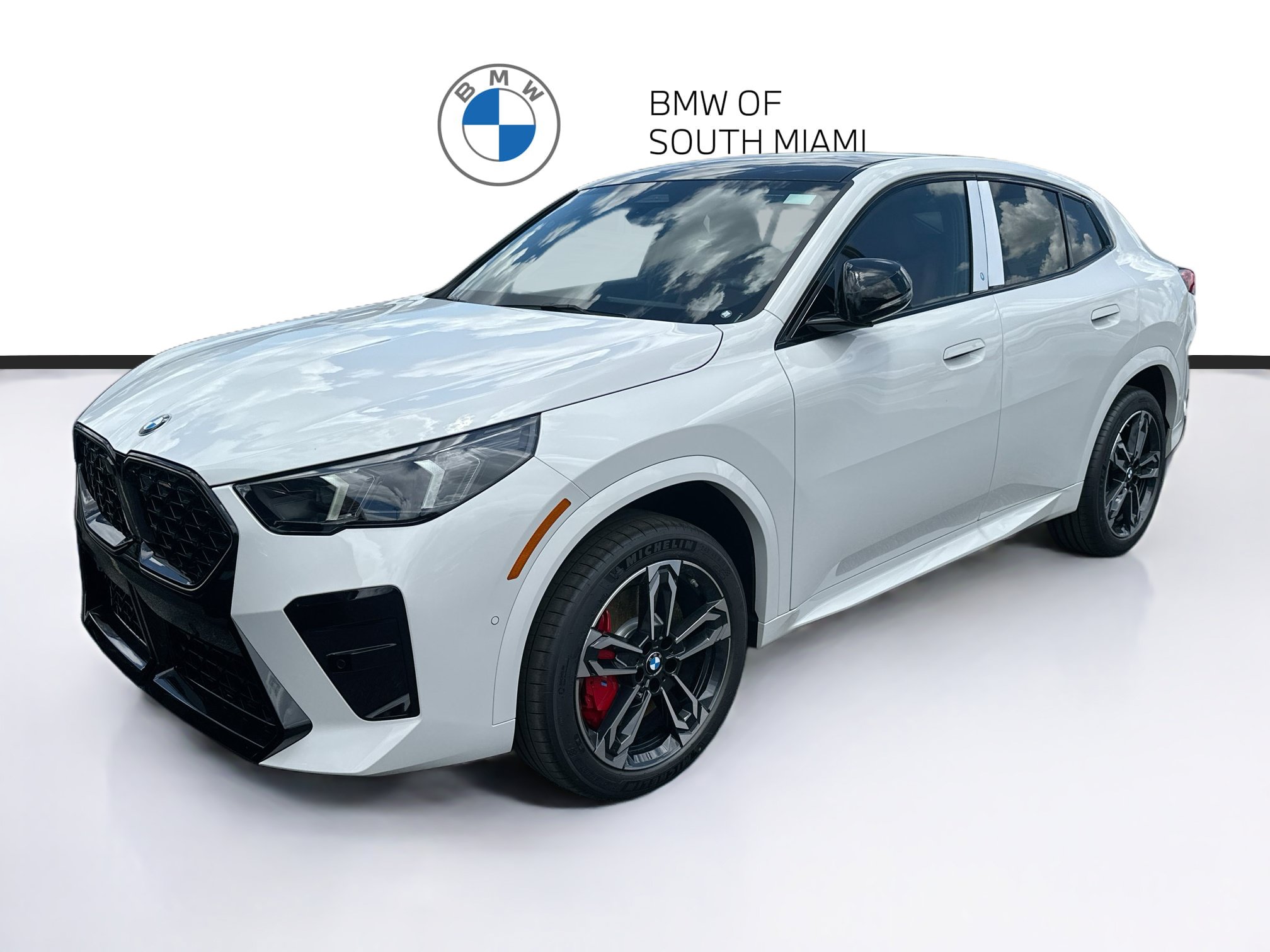 New 2026 BMW X2 xDrive28i AWD/4WD image 3