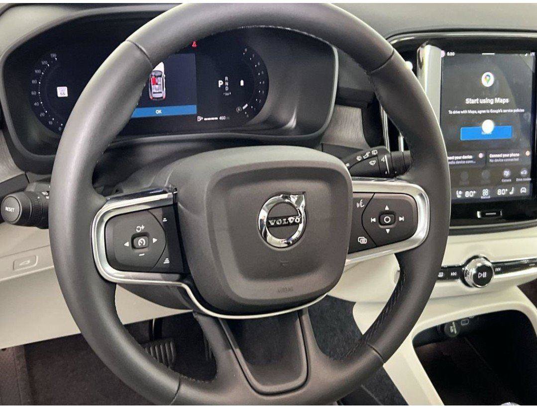 Certified 2026 Volvo XC40 B5 Plus w/ Protection Package Premier AWD/4WD image 21