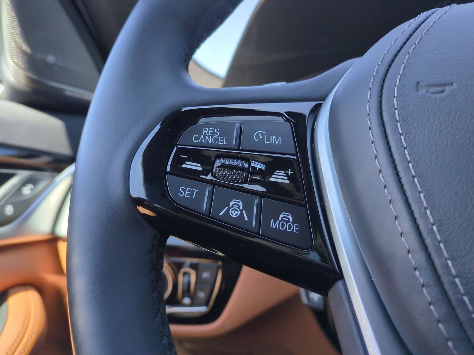 Certified 2023 BMW 530e xDrive 530e xDrive w/ Premium Package image 19