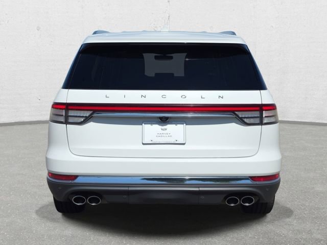 Used 2023 Lincoln Aviator Reserve w/ Equipment Group 201A AWD/4WD image 6