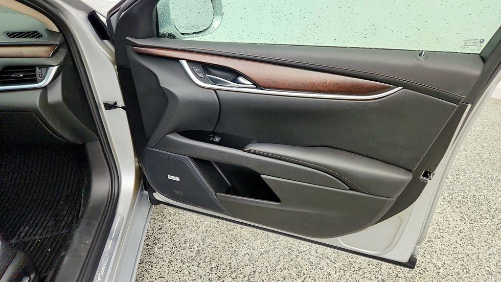 Used 2019 Cadillac XTS Luxury w/ Driver Awareness Package FWD image 27
