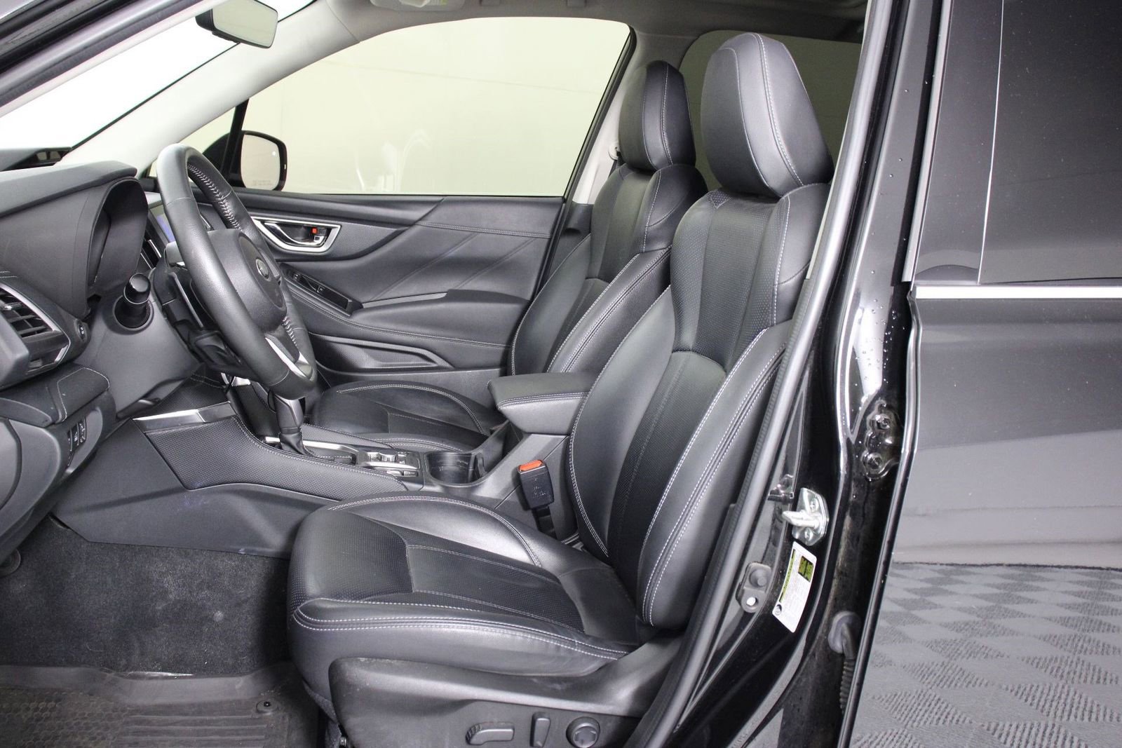 Used 2022 Subaru Forester Touring w/ Popular Package #3 AWD/4WD image 31