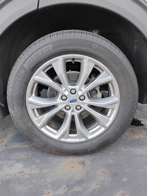 Certified 2023 Ford Explorer XLT w/ Equipment Group 202A image 22