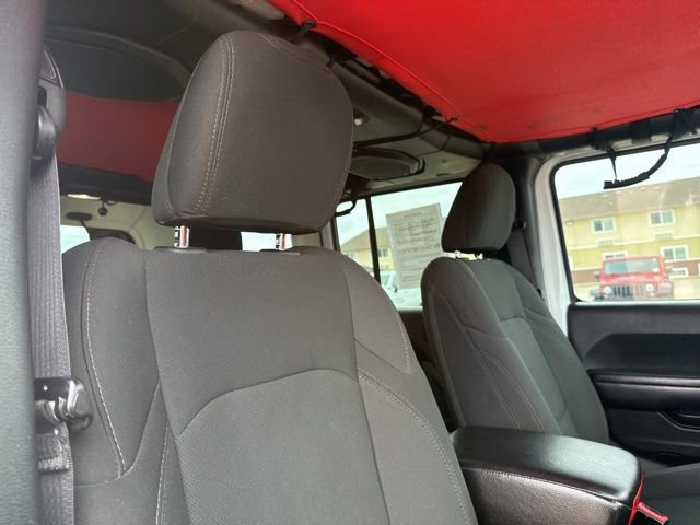 Used 2018 Jeep Wrangler Unlimited Sport image 48