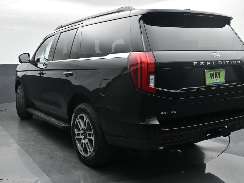 New 2026 Ford Expedition Active image 4