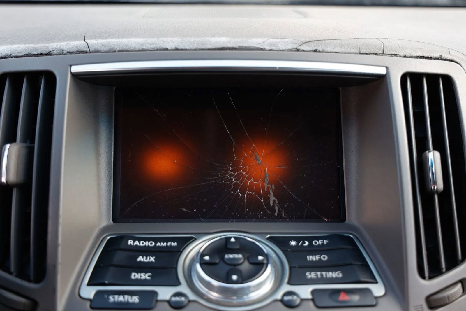 Used 2012 INFINITI G37 Journey w/ Premium Pkg image 32