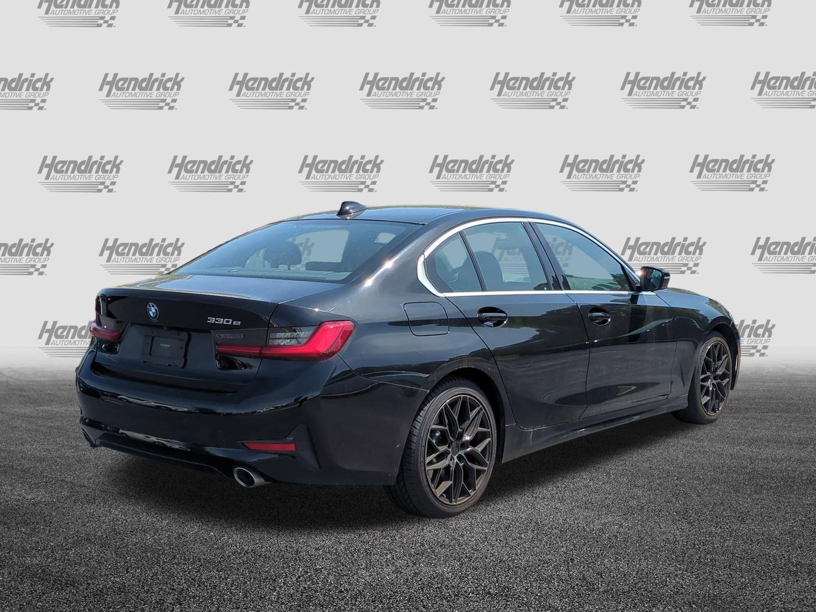 Used 2021 BMW 330e image 10