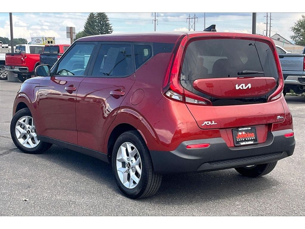 Used 2022 Kia Soul LX w/ Technology Package FWD image 13