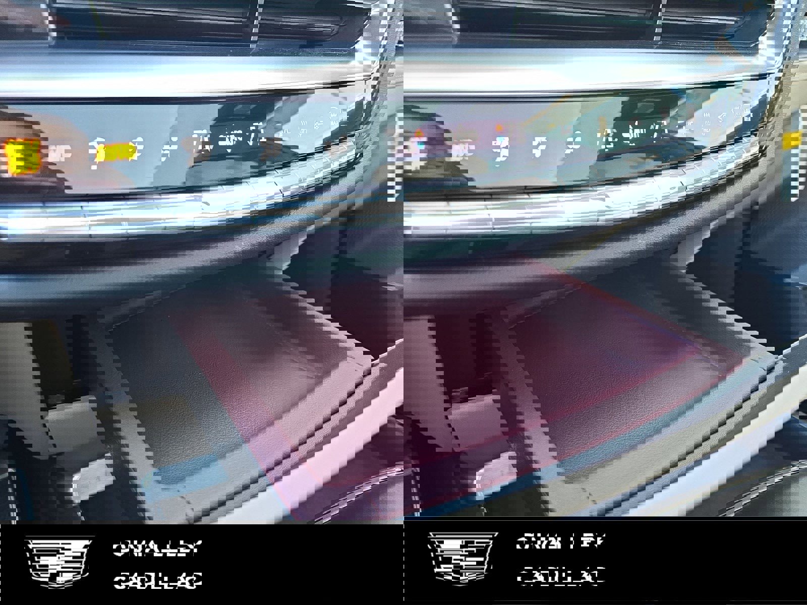 New 2026 Cadillac Lyriq Signature Luxury image 25