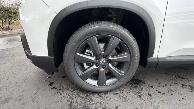 New 2026 Honda Pilot Sport image 10